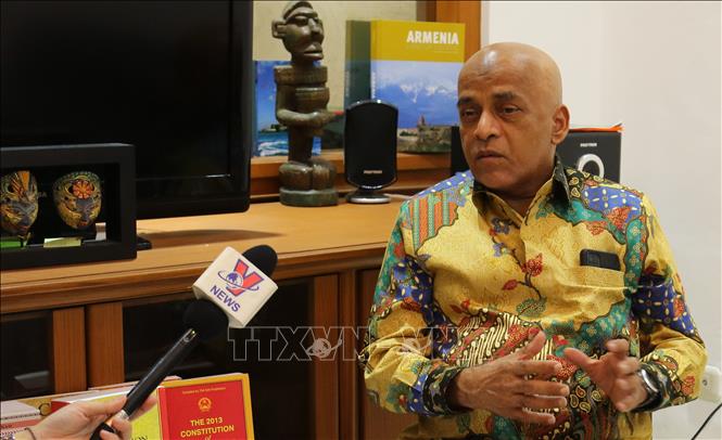 Indonesian expert highly appreciates Vietnam s foreign achievements